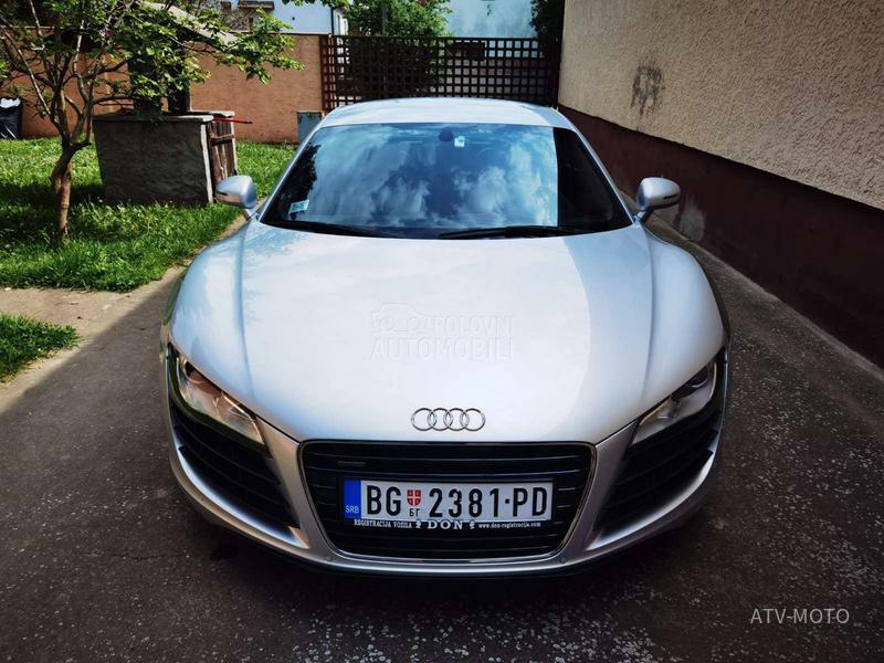 Audi R8 4.2 FSI CARBON