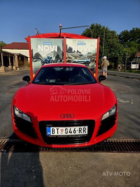 Audi R8 4.2 FSI CARBON