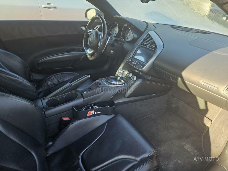 Audi R8 4.2 FSI CARBON