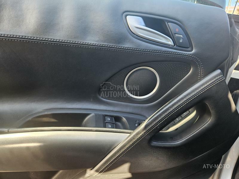 Audi R8 4.2 FSI CARBON