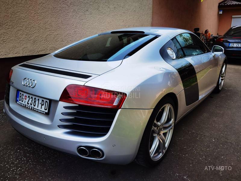Audi R8 4.2 FSI CARBON