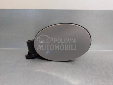 Poklopac rezervoara za Mercedes Benz GL 450 od 2009. do 2012. god.
