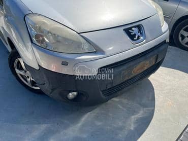 desno krilo za Peugeot Partner od 1996. do 2009. god.