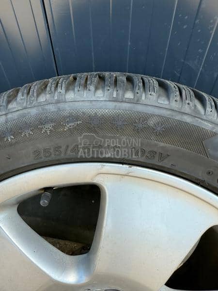 Lassa 255/45 R18 Zimska