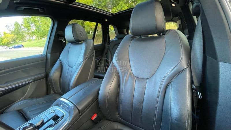 BMW X5 3.0 XD M 7 sedista