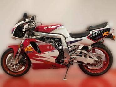 Suzuki GSXR 750W u delovima