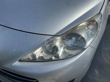 far levi/desni za Peugeot 207 od 2006. do 2014. god.