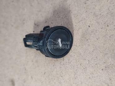 Prekidac gepeka za Ford Fiesta od 2002. do 2008. god.