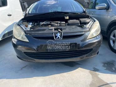 prednji branik za Peugeot 307 od 2001. do 2008. god.