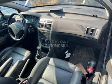 tabla sa airbagom za Peugeot 307 od 2001. do 2008. god.