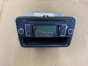 Radio za Volkswagen Caddy, EOS, Golf 5 ...