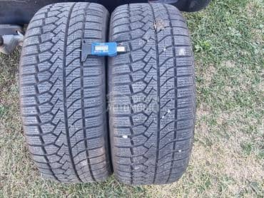 Goodride 215/45 R17 Zimska
