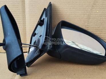 Desni retrovizor za Smart ForTwo od 2007. do 2014. god.