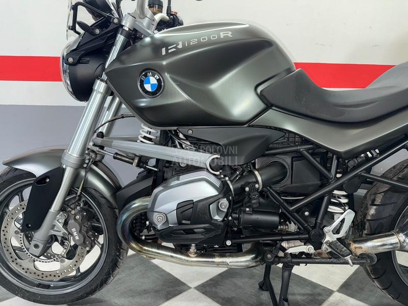 BMW R 1200 r  restajling