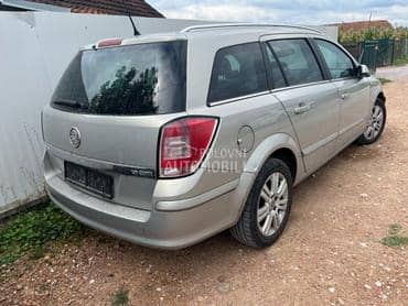 zadnja vrata leva/desna za Opel Astra H od 2004. do 2009. god.