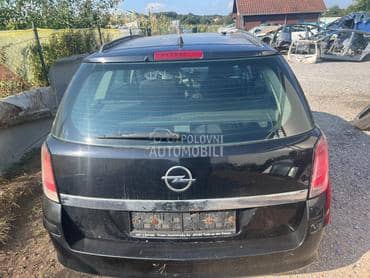 zadnji branik za Opel Astra H od 2004. do 2009. god.