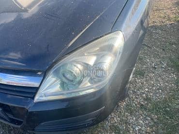far levi/desni za Opel Astra H od 2004. do 2009. god.