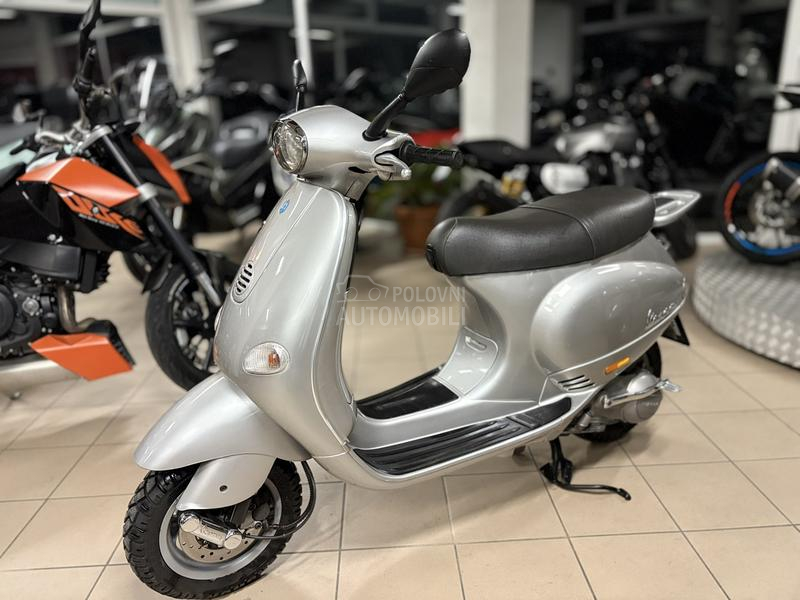 Vespa ET4 125