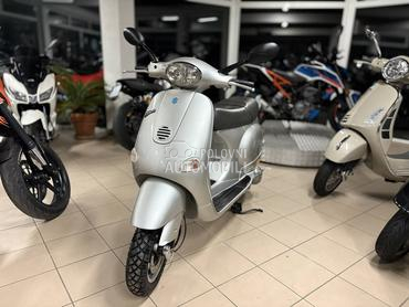 Vespa ET4 125