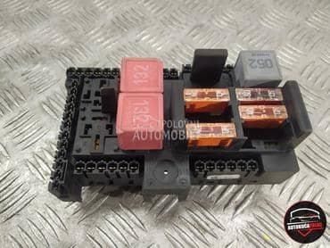 KUTIJA OSIGURAČA za Mercedes Benz E Klasa