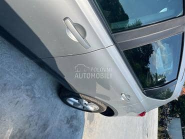 unutrašnje brave za Nissan Qashqai od 2006. do 2013. god.