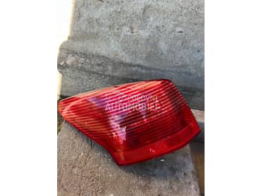 levo stop svetlo za Peugeot 407