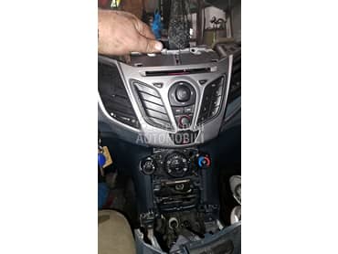 cd radio za Ford Fiesta