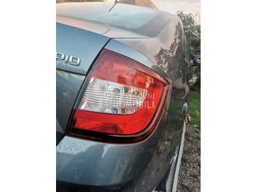 stop lampa desna za Škoda Rapid od 2012. do 2019. god.