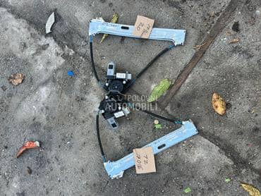 Zadnji podizaci prozora za Fiat 500L