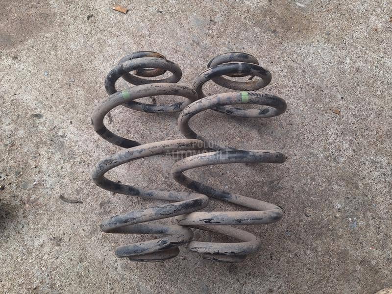 zadnje opruge karavan