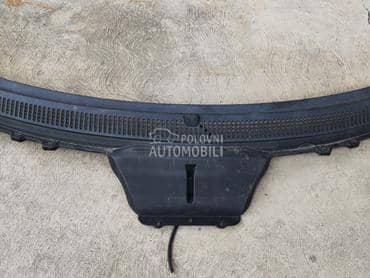 Plastika iznad haube za Smart ForTwo od 2007. do 2014. god.