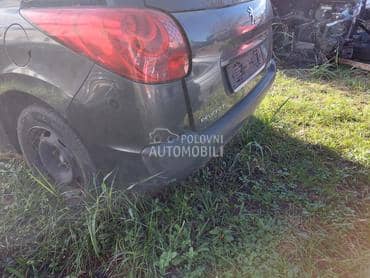 Zadnji branik 207 SW za Peugeot 207 od 2005. do 2012. god.