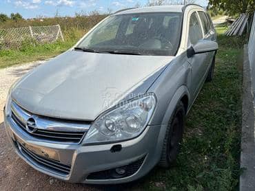 far levi/desni za Opel Astra H od 2004. do 2009. god.