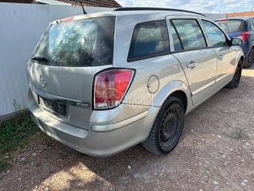 radio CD za Opel Astra H