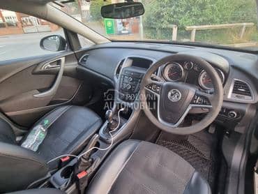 tabla sa airbagovima za Opel Astra J od 2009. do 2015. god.