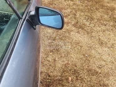 retrovizor za Peugeot 407 od 2005. do 2007. god.