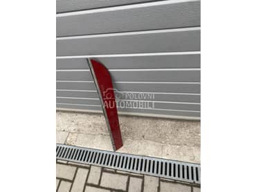 Lajsna na zadnjim vratima za Audi A6 od 2008. do 2011. god.