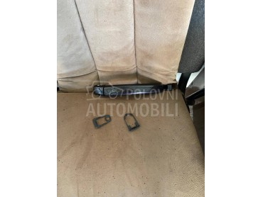 Kvaka na zadnjim vratima za Audi A5