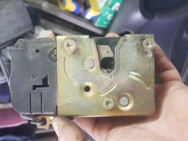 prednja leva brava za Peugeot 206 od 2000. do 2006. god.