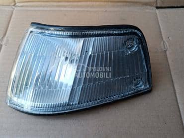 Levi beli migavac limuzina za Honda Civic od 1988. do 1990. god.