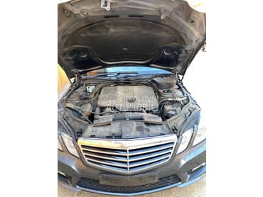 Hladnjak vode za Mercedes Benz E Klasa