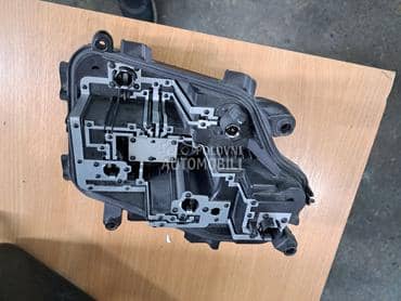 Nosac sijalica stop svetlo za Citroen C-ELYSEE od 2018. do 2023. god.