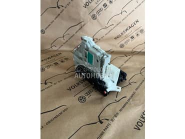 Prednja leva brava u vratima za Audi Q2