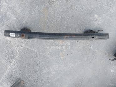 Zadnja sina branika e91 e90 za BMW 315, 316, 318 ... od 2004. do 2012. god.