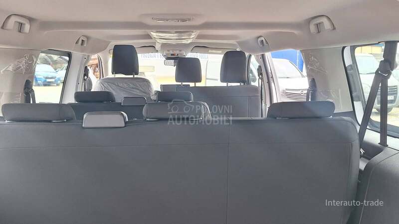 Opel Vivaro 2.0D AT8, 9 sedista ODMAH