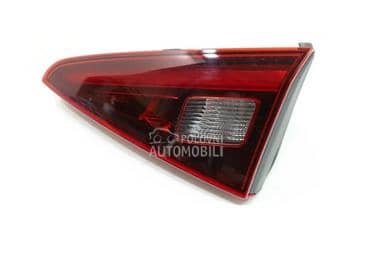 Farovi za Alfa Romeo Giulia od 2016. do 2023. god.