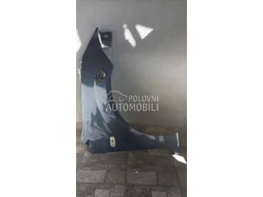 Desno krilo u mis sivoj za Ford Fiesta od 2002. do 2008. god.