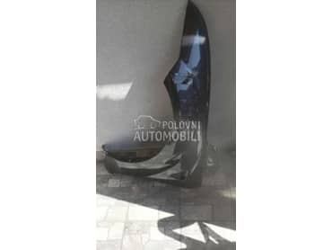 Levo krilo u mis sivoj boji za Ford Focus od 2005. do 2008. god.