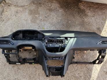 tabla za Peugeot 208 od 2012. do 2017. god.