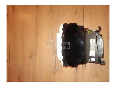 Km sat za yarisa za Toyota Yaris